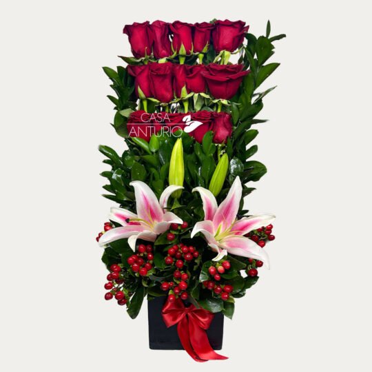 Arreglo Floral Rosas en Escalera