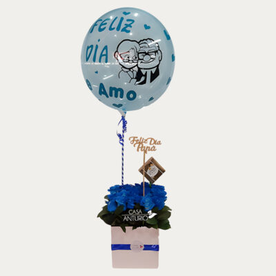 Arreglo en Rosas Azules y Globo