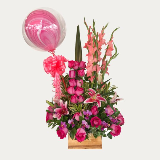 Arreglo en Rosas, Lirios, Gladiolos y Globo