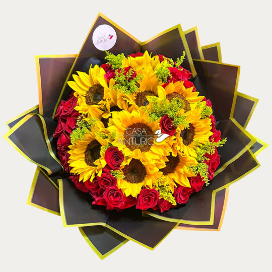 Bouquet de Rosas y Girasoles