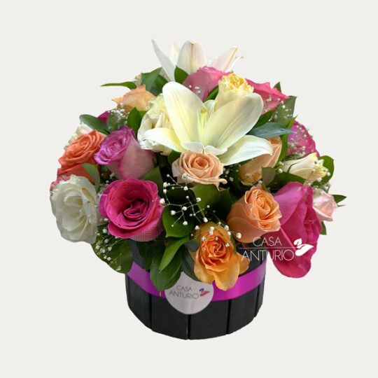 Arreglo de Rosas y Lirios