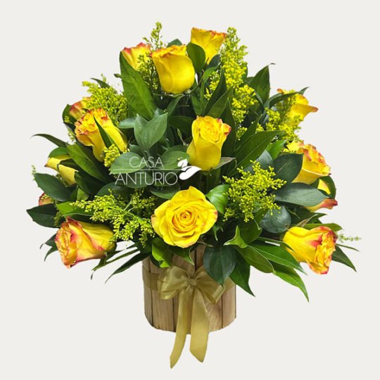 Arreglo Rosas Amarillas y Solidago