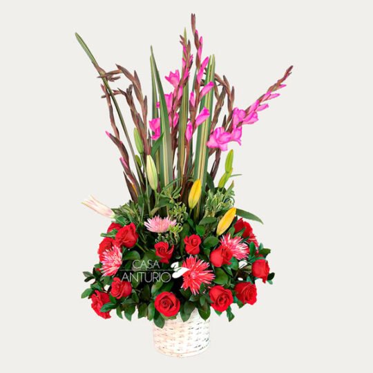 Arreglo en Rosas, Lirios y Gladiolos