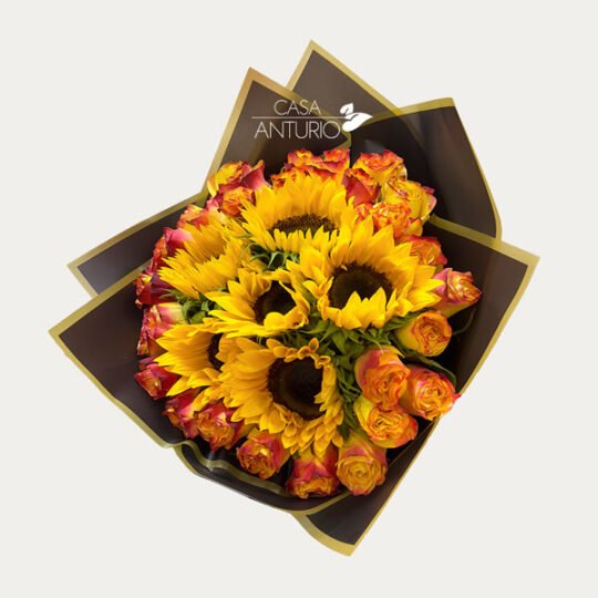 Bouquet de Rosas y Girasoles