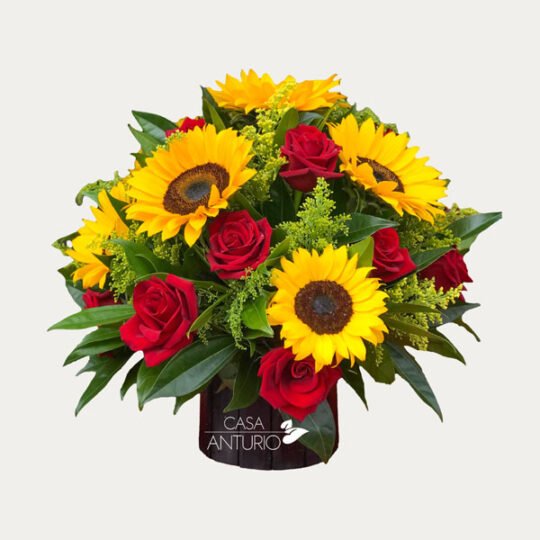 Arreglo de Girasoles y Rosas