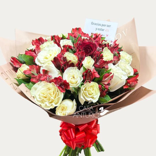 Bouquet de Rosas Blancas y Astromelias Rojas