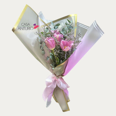 Bouquet de 3 Tulipanes y Follajes