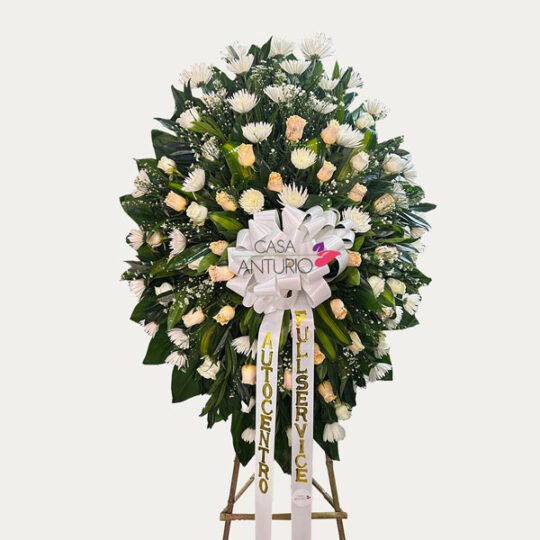 Corona Fúnebre de Rosas Beige y Crisantemos Blancos