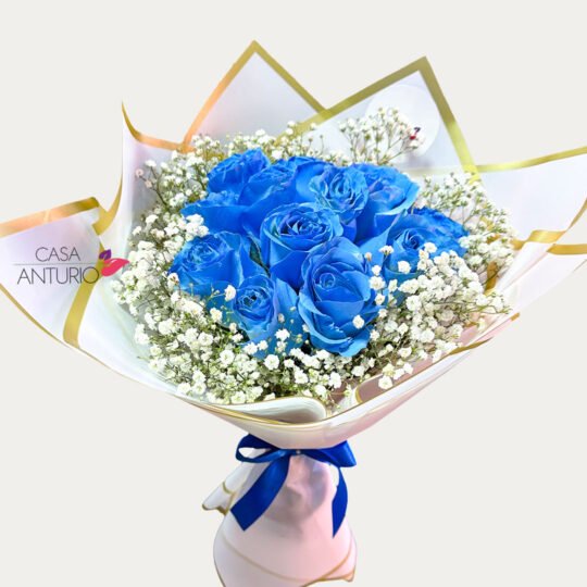 Bouquet de Rosas Azules y Perla