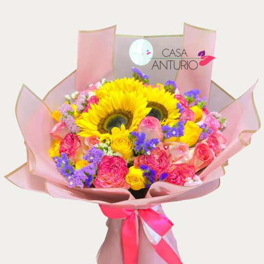 Bouquet de Rosas, Girasoles y Follajes
