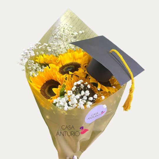 Bouquet de Girasoles, Perla y Birrete de Grado