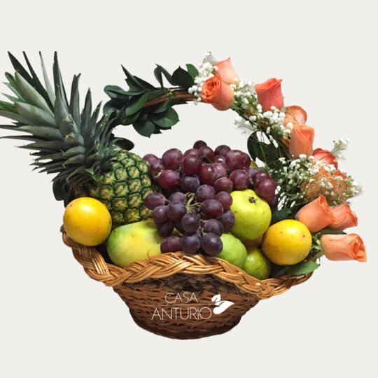 Frutero con Rosas