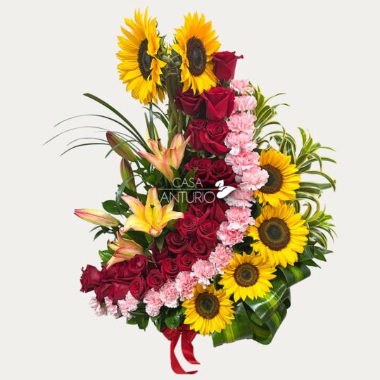 Arreglo de Rosas, Cláveles, Girasoles y Lirios