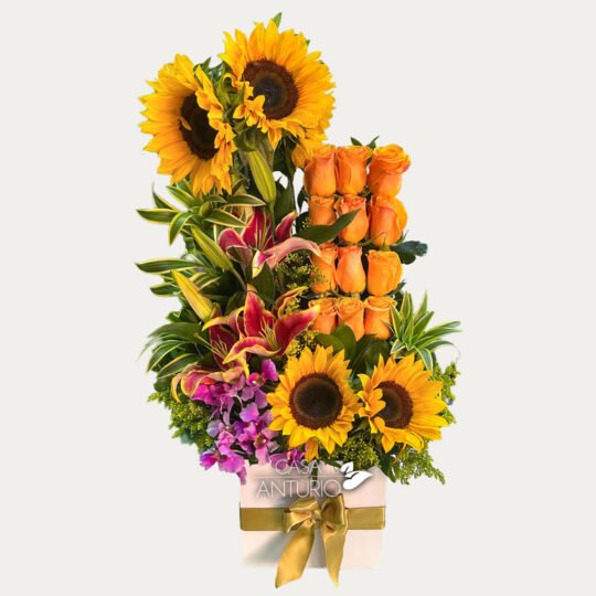 Arreglo de Rosas Salmón, Lirios y Girasoles