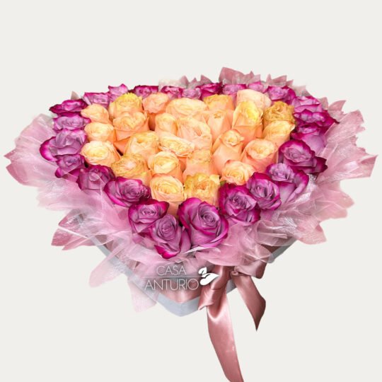 Arreglo Corazón en Rosas