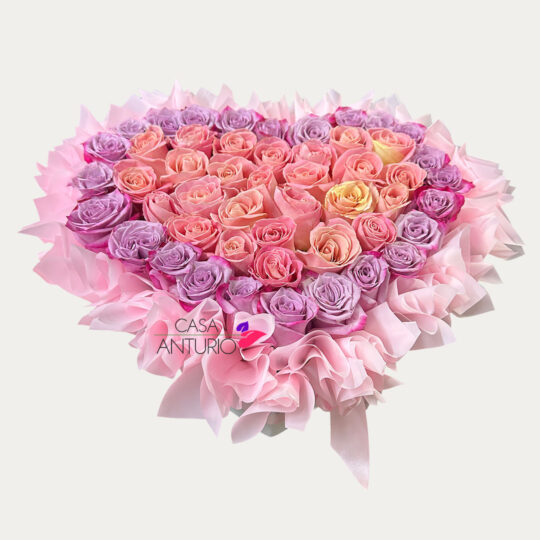 Arreglo Corazón en Rosas
