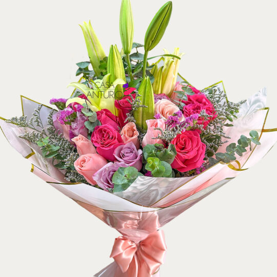 Bouquet de 36 Rosas Multicolor con Lirios