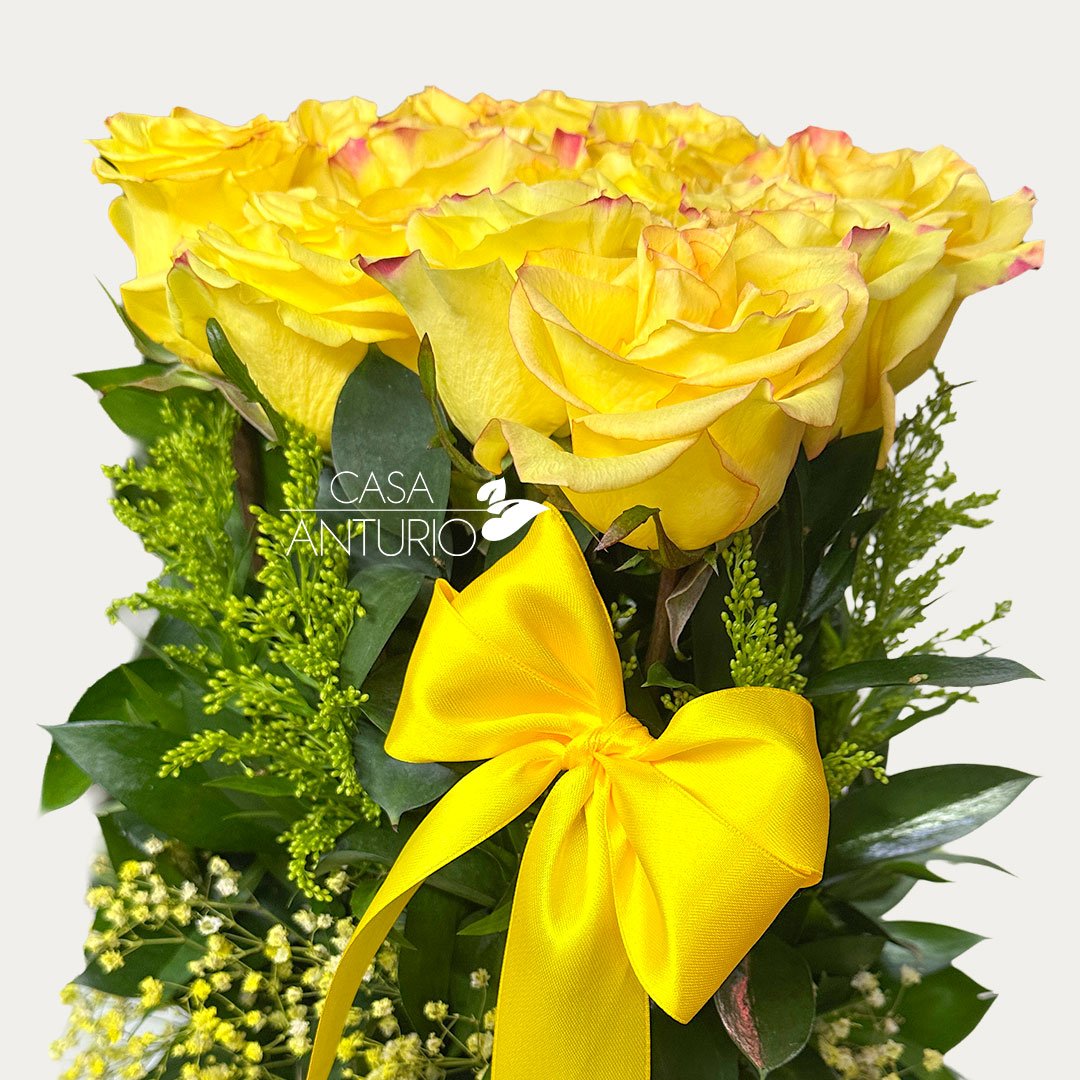 Arreglo de Rosas y Perla Amarilla - Imagen 3