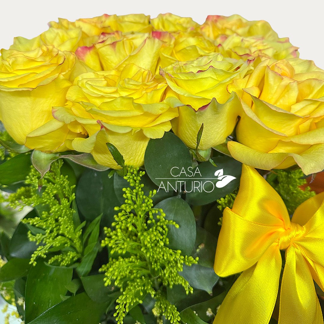 Arreglo de Rosas y Perla Amarilla - Imagen 4