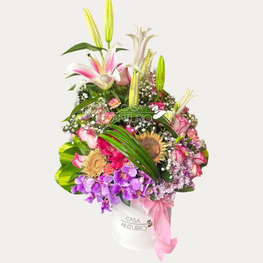 Arreglo de Rosas, Lirios, Girasoles y Orquideas