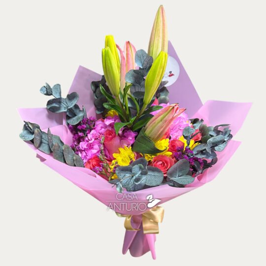 Bouquet de Rosas, Hortensias, Margaritas y Lirios